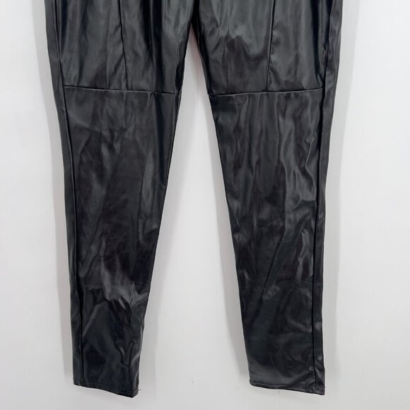 PrettyLittleThing Black Faux Leather Panelled Pants - Size 12  NWT - Picture 3 of 9